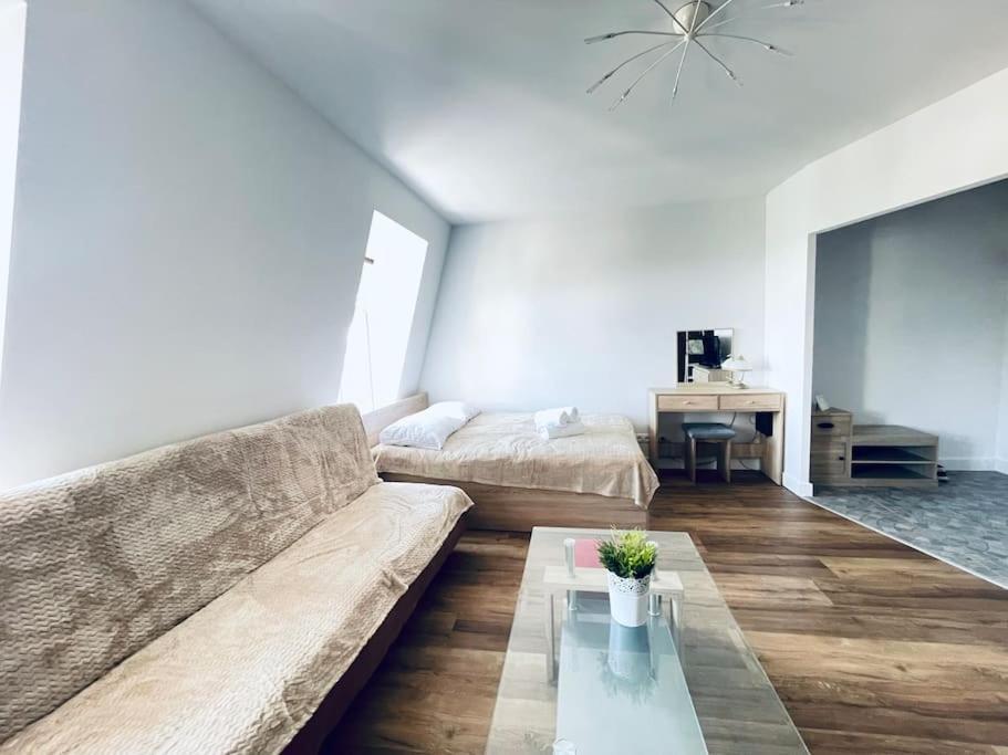 Easy Rent Apartments- Wyszynskiego ลูบลิน ภายนอก รูปภาพ